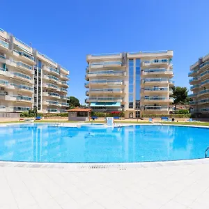 Uhc Larimar Family Complex Apartamento Salou